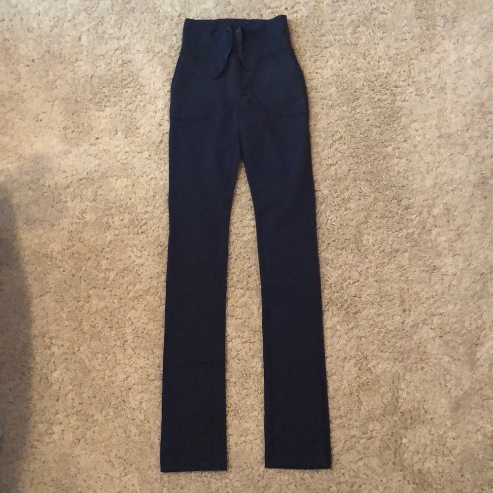 Lululemon navy yoga pants